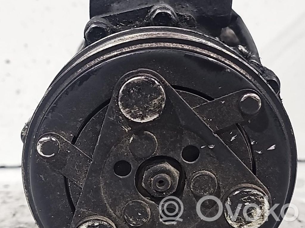 Opel Corsa C Compresor (pompă) aer condiționat (A/C) 