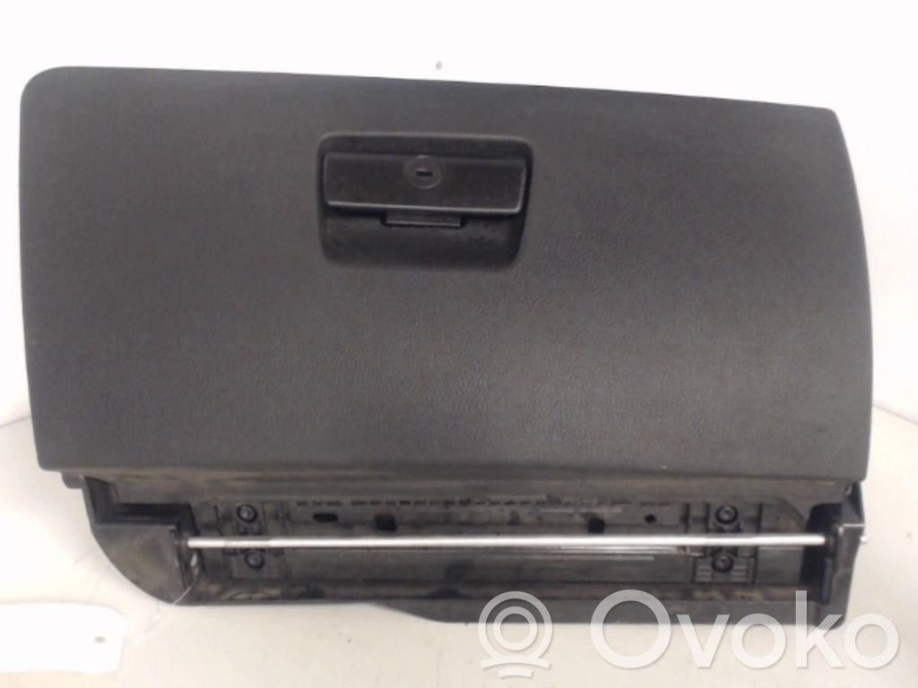 Glove box set   51169110541