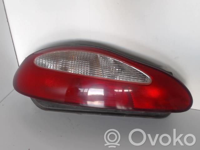 Hyundai Coupe Aizmugurējais lukturis virsbūvē 