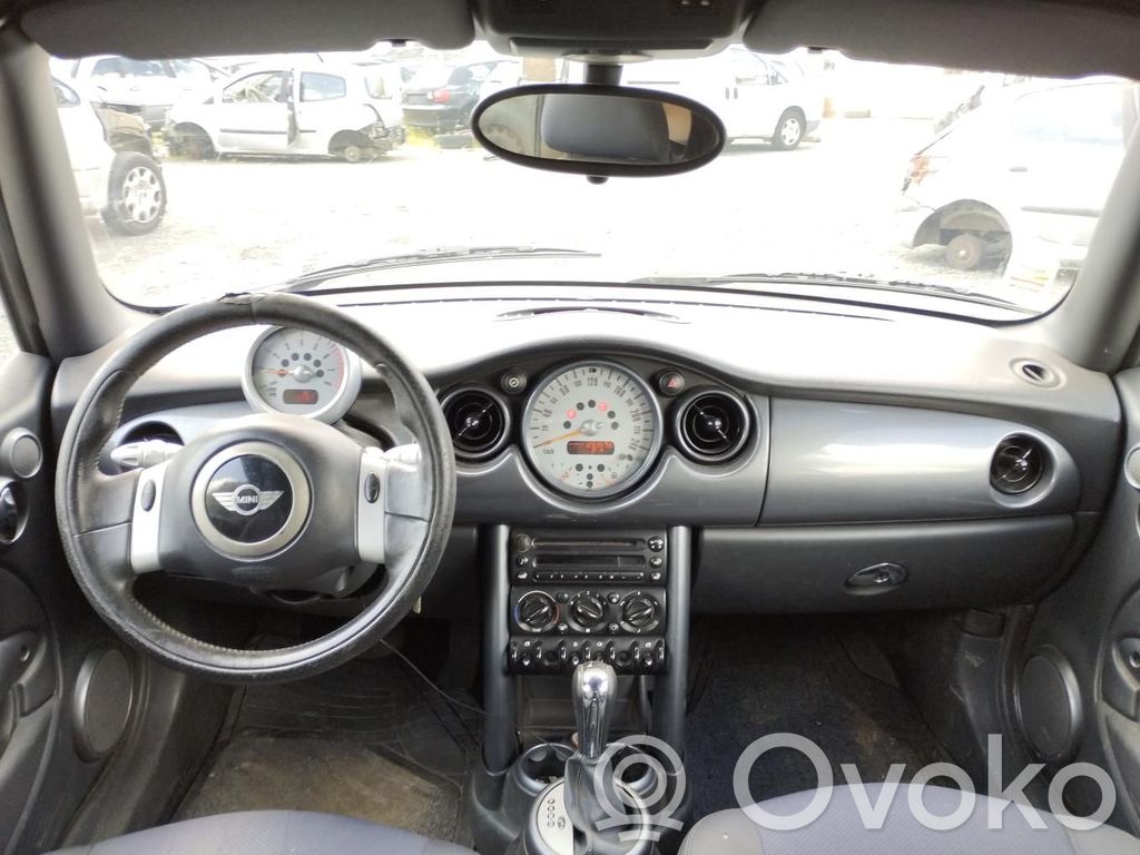 Mini One - Cooper Cabrio R52 Панель 