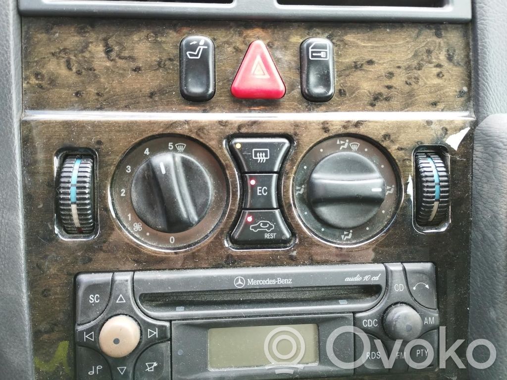 Mercedes-Benz E W210 Lämmittimen puhallin 
