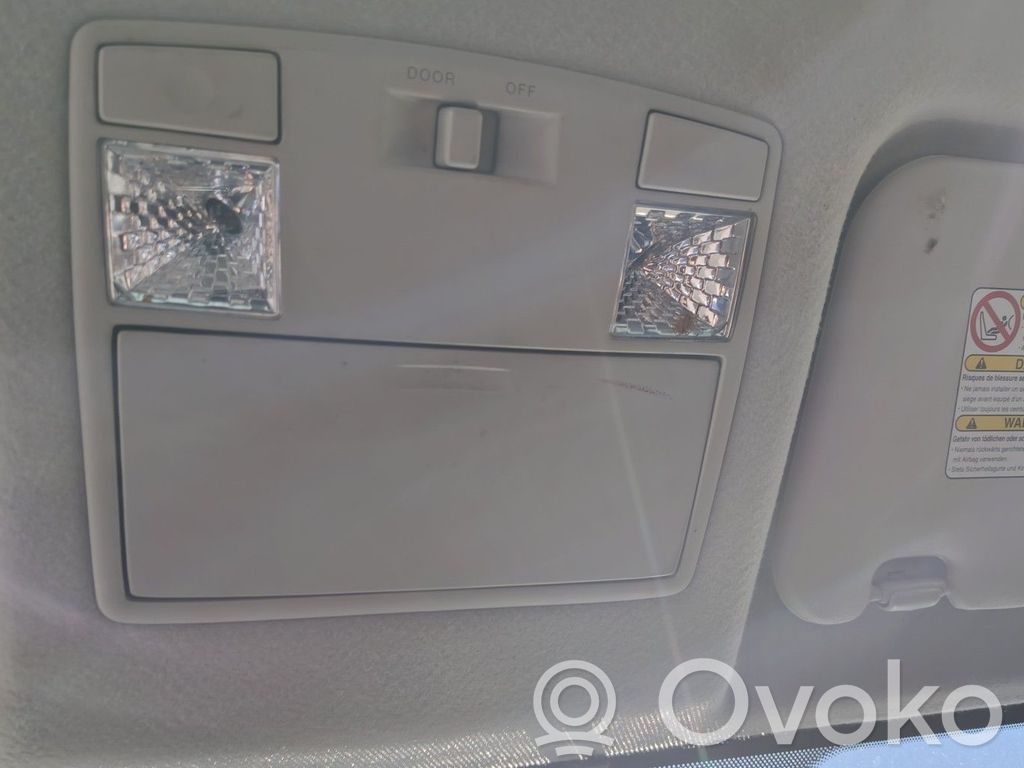 Front seat light   GK2E69970E75