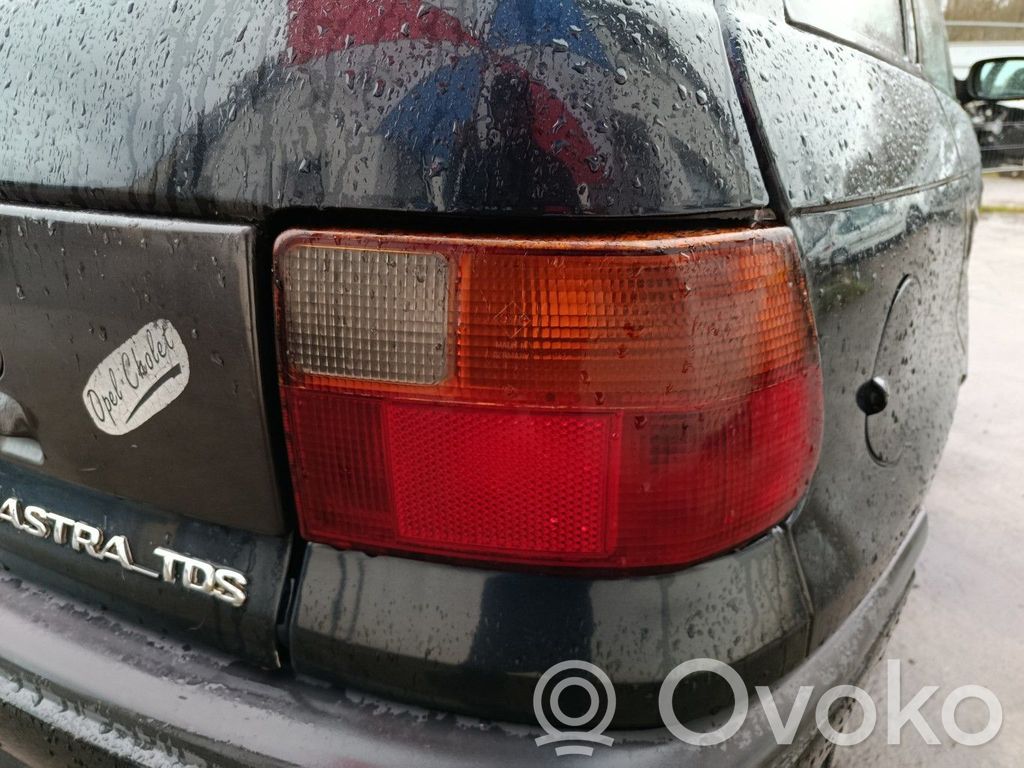 Opel Astra F Lampă spate în caroserie 
