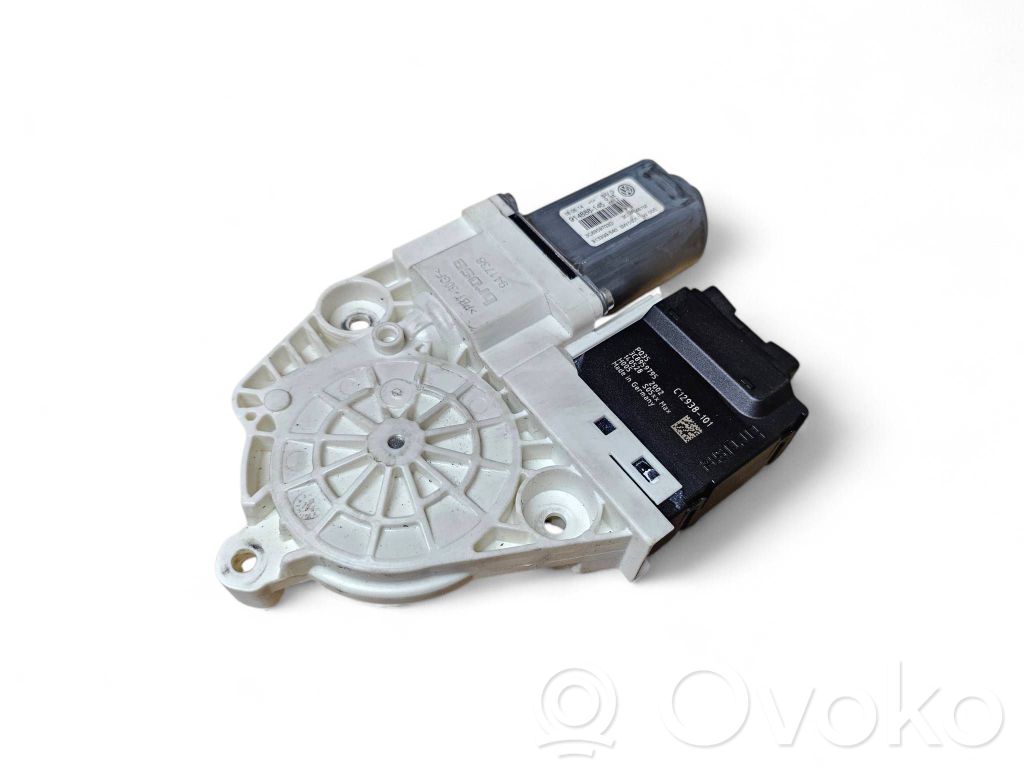 Volkswagen PASSAT CC Silniczek podnoszenia szyby drzwi tylnych 