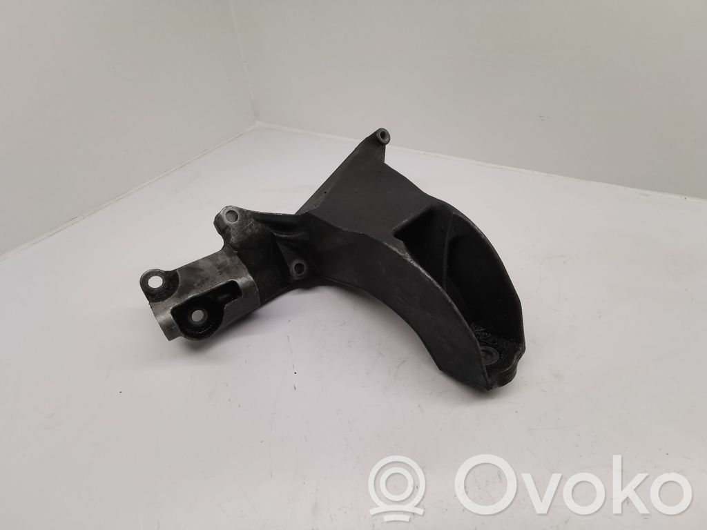 BMW 3 E46 Engine mounting bracket 