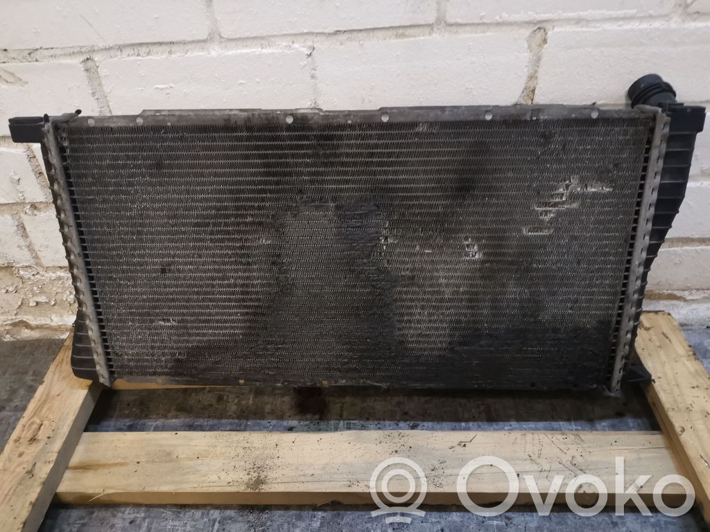 BMW 5 E39 Coolant radiator 