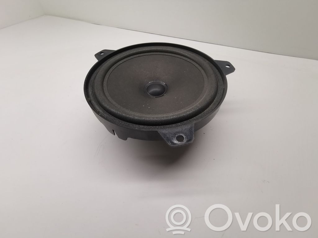Etuoven kaiutin   8368233