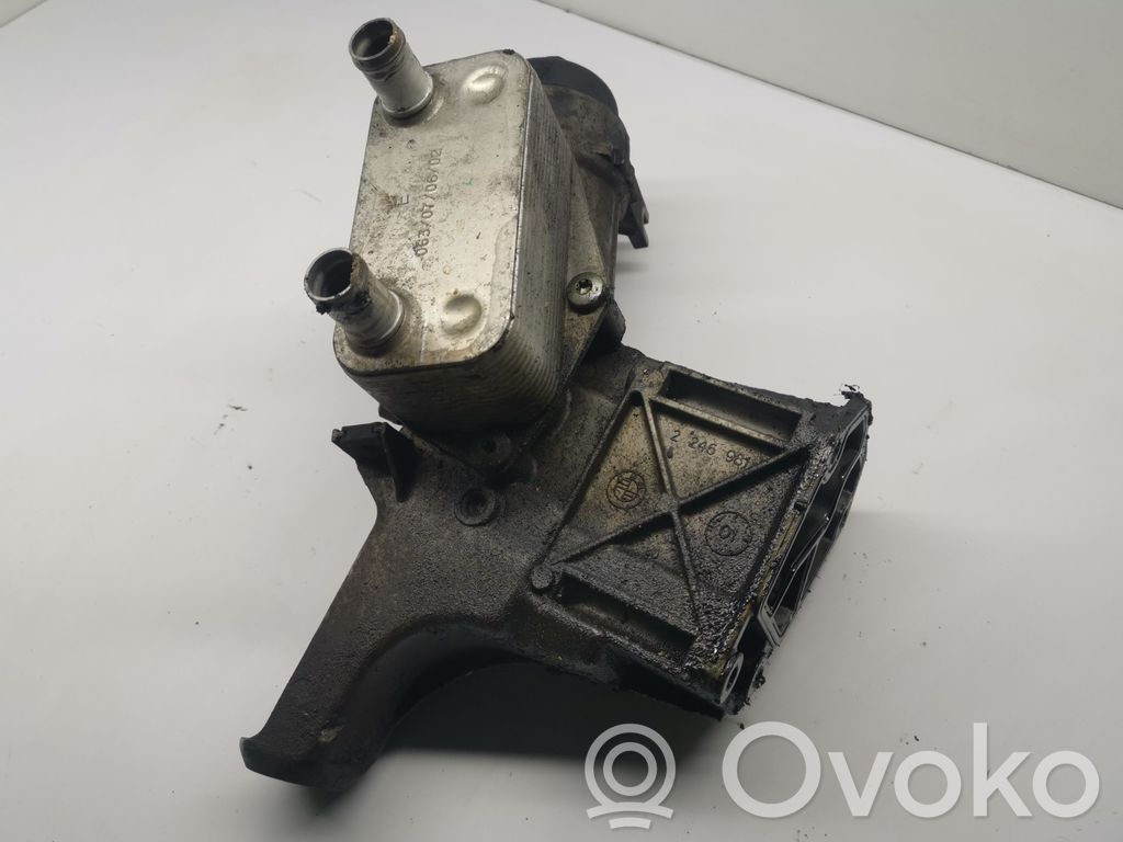 BMW 3 E46 Oil filter mounting bracket 