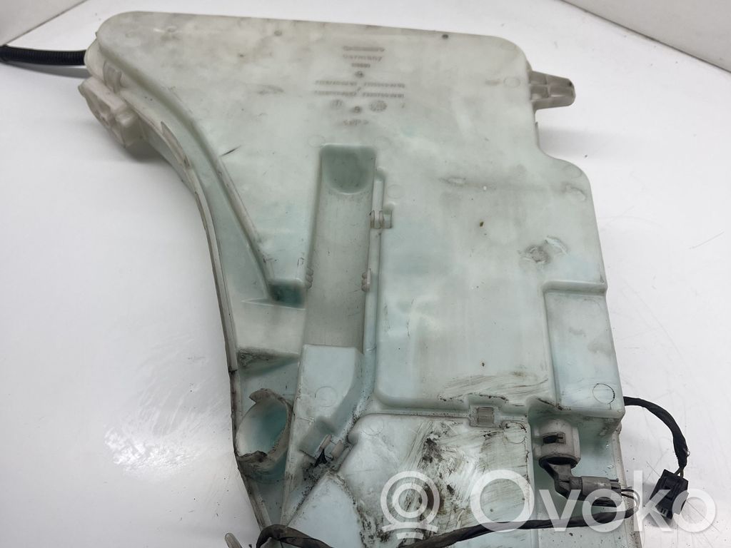 BMW 5 F10 F11 Logu šķidruma tvertne 