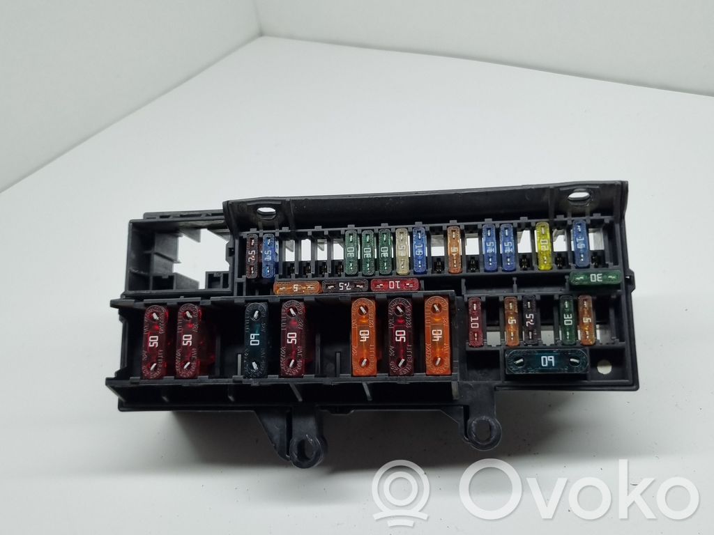 BMW 7 E65 E66 Fuse module 