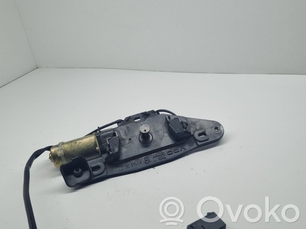 BMW 5 E39 Tailgate/trunk/boot lift motor 