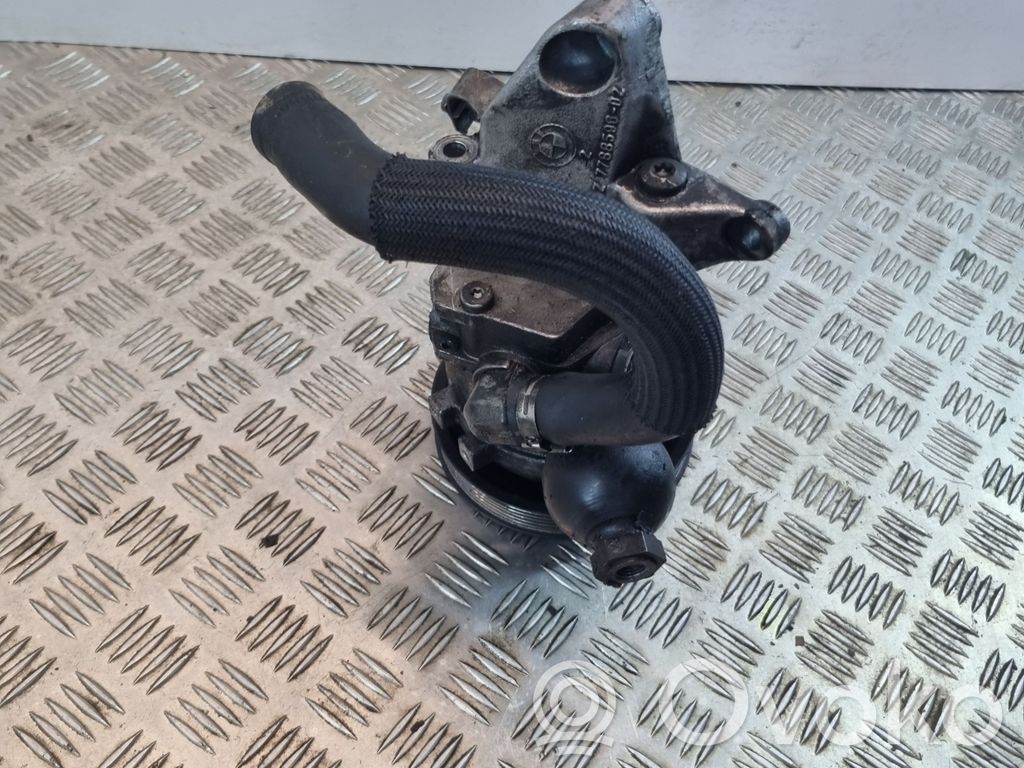 BMW 5 E60 E61 Vairo stiprintuvo siurblys 