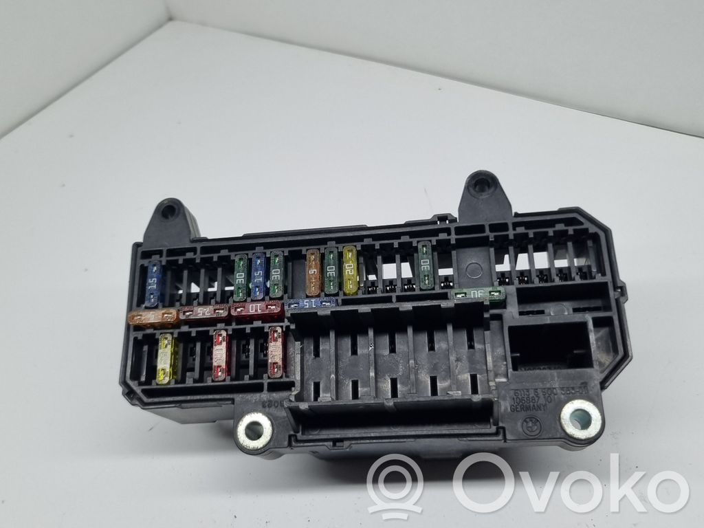 BMW 7 E65 E66 Fuse module 