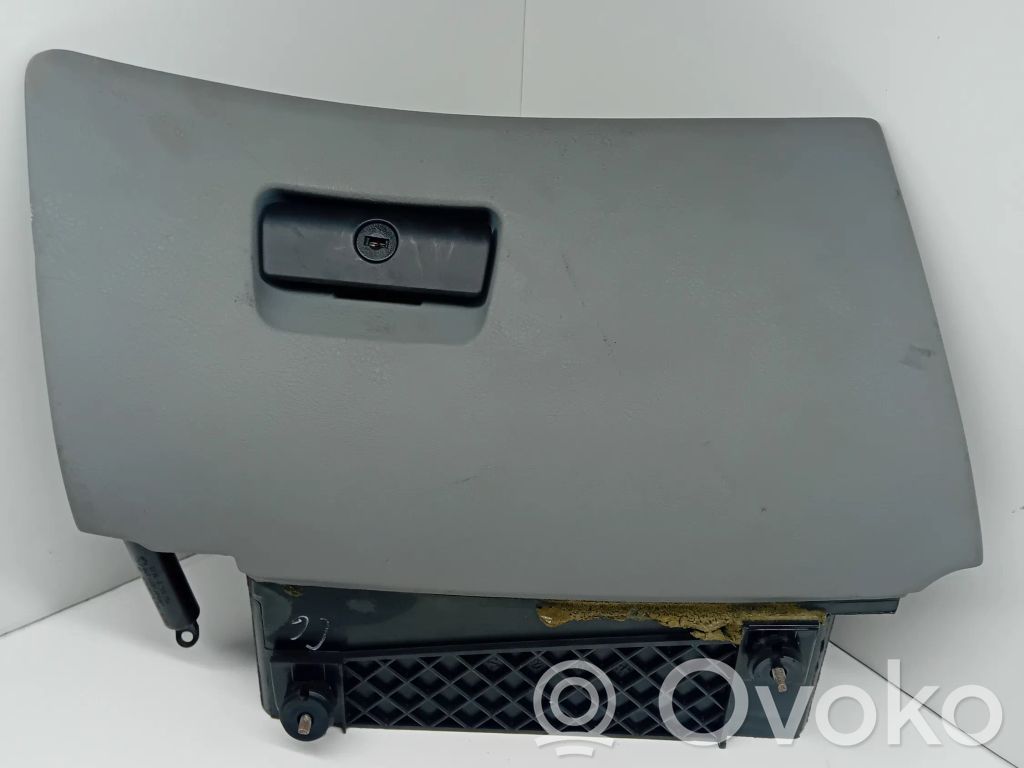 Glove box lid/cover