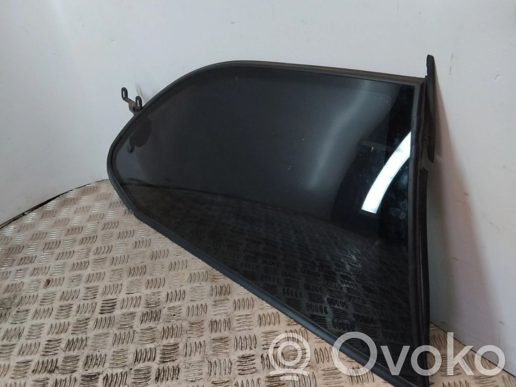 BMW 3 E36 Rear side window 