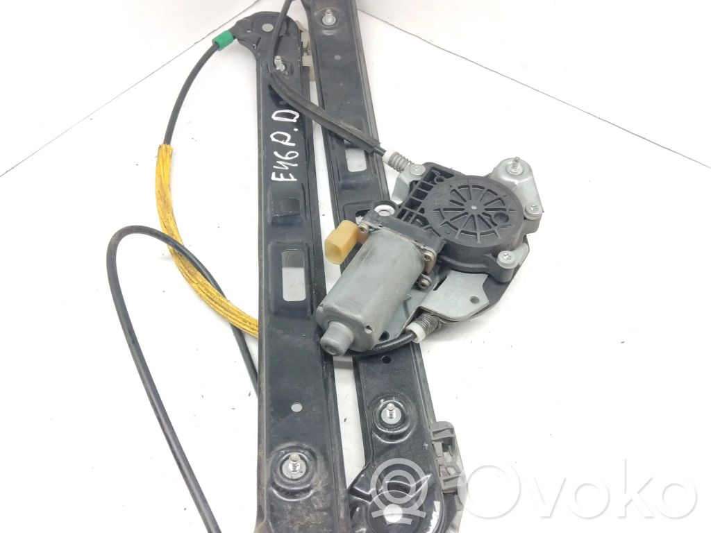BMW 3 E46 Front door window regulator motor 