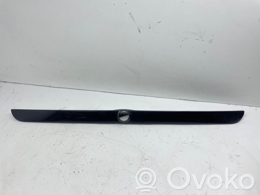 BMW 3 E36 Kita bagažinės apdailos detalė 