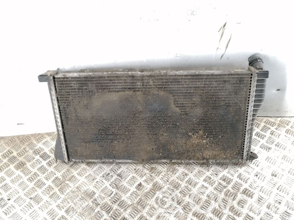 BMW 5 E39 Coolant radiator 