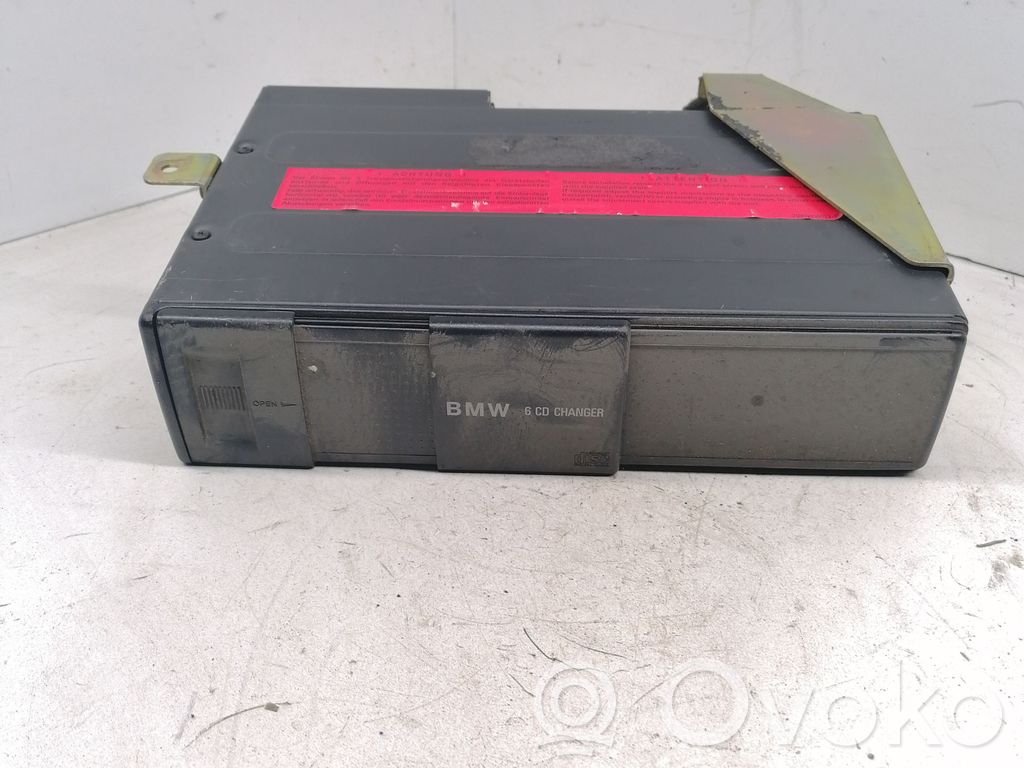 BMW 5 E39 CD/DVD keitiklis 