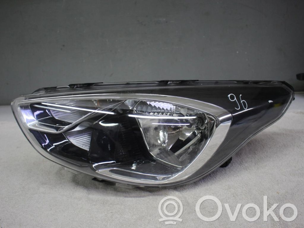 Headlight/headlamp   J7BB13W030BJ