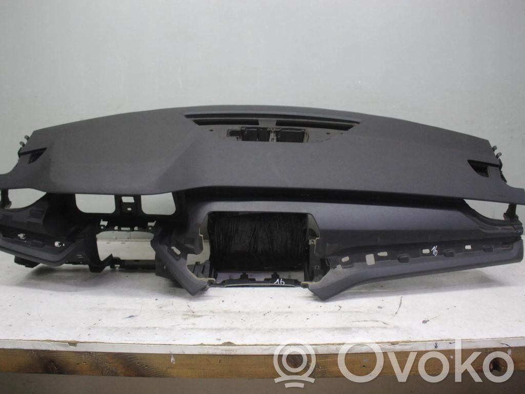 Skoda Octavia Mk4 Panel de instrumentos 