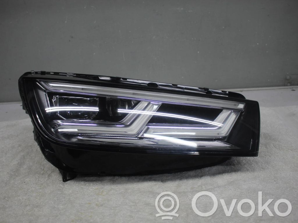 Audi Q5 SQ5 FY Lampa przednia 