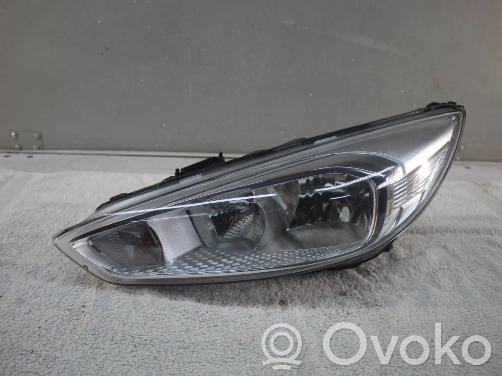 Ford Focus Scheinwerfer 