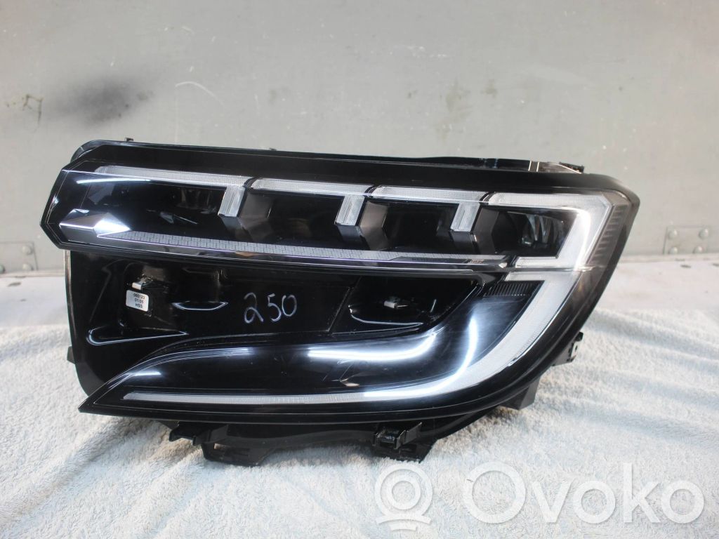 Renault Austral Headlight/headlamp 