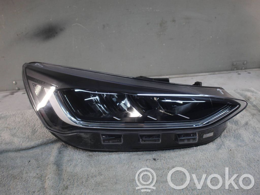 Ford Focus Headlight/headlamp 