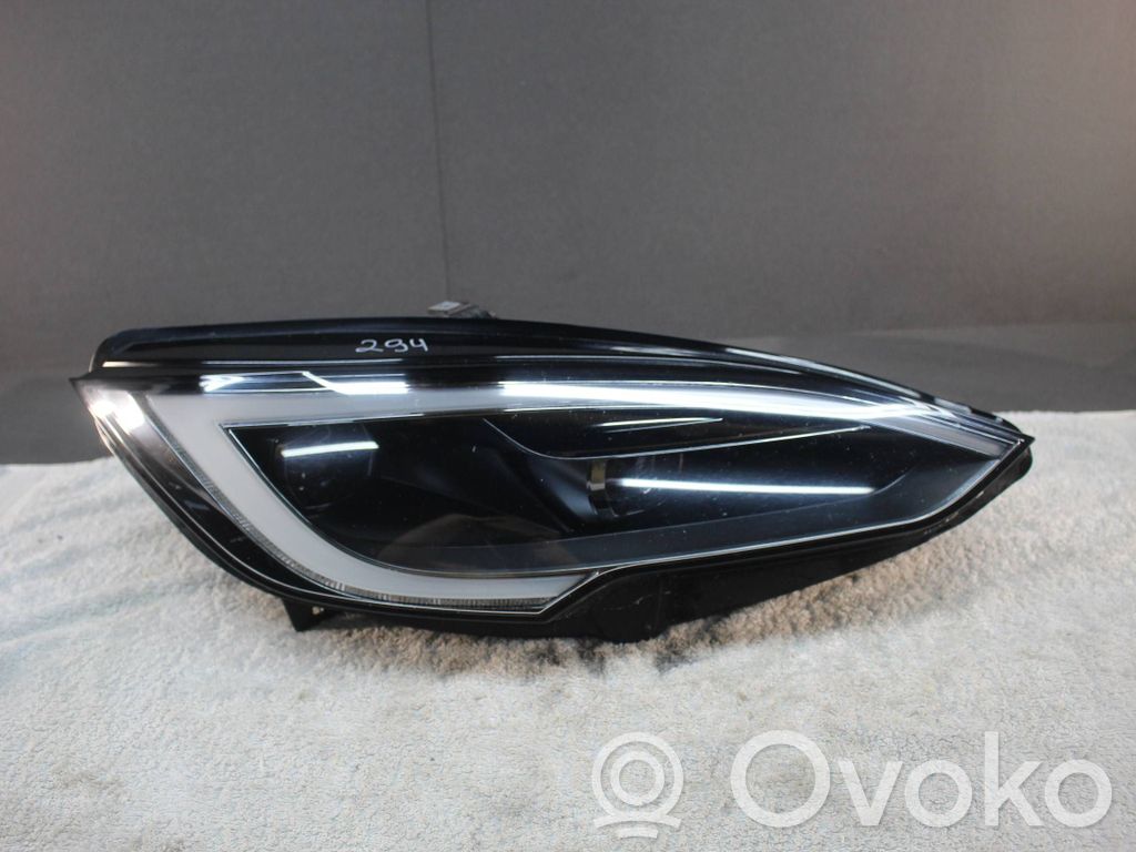 Tesla Model S Phare frontale 