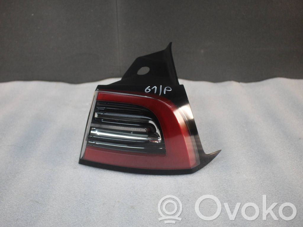 Tesla Model 3 Takavalot 