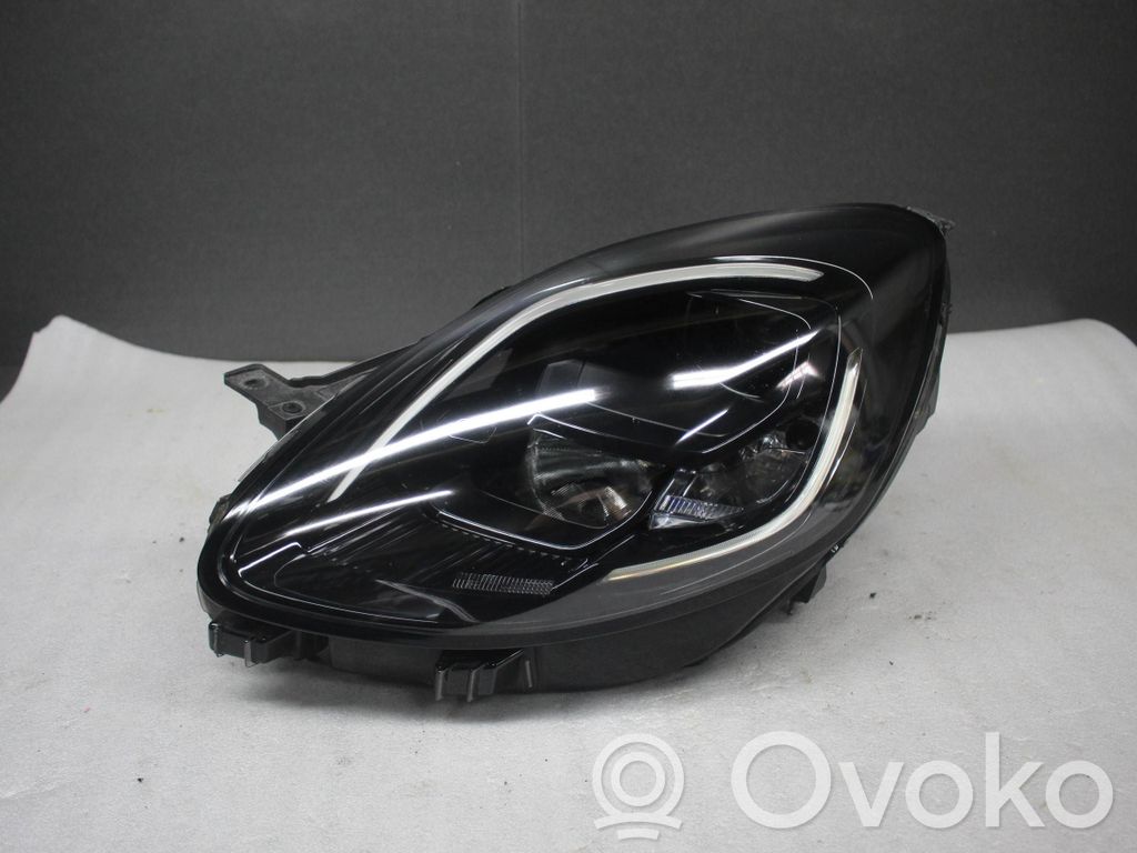 Ford Puma Phare frontale 