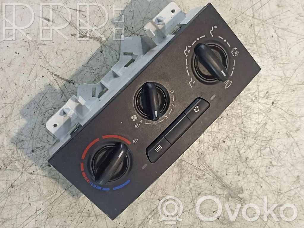 Peugeot Expert Climate control unit 