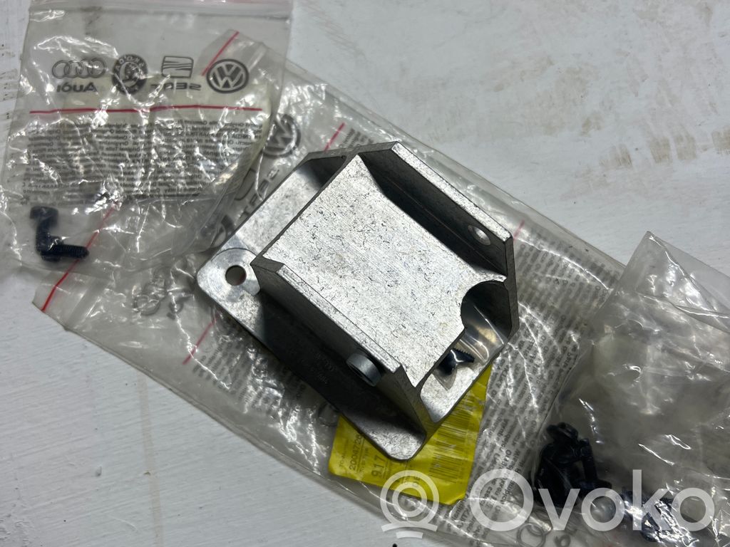 Audi A2 Rear bumper mounting bracket 