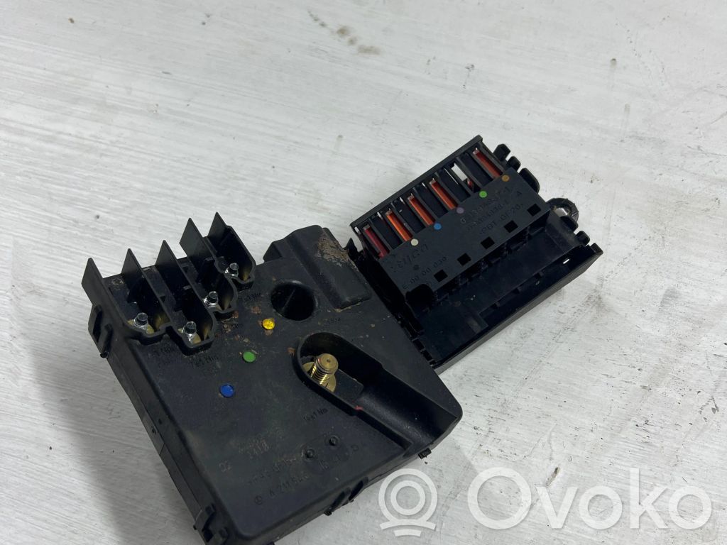 Mercedes-Benz E W211 Fuse box set 