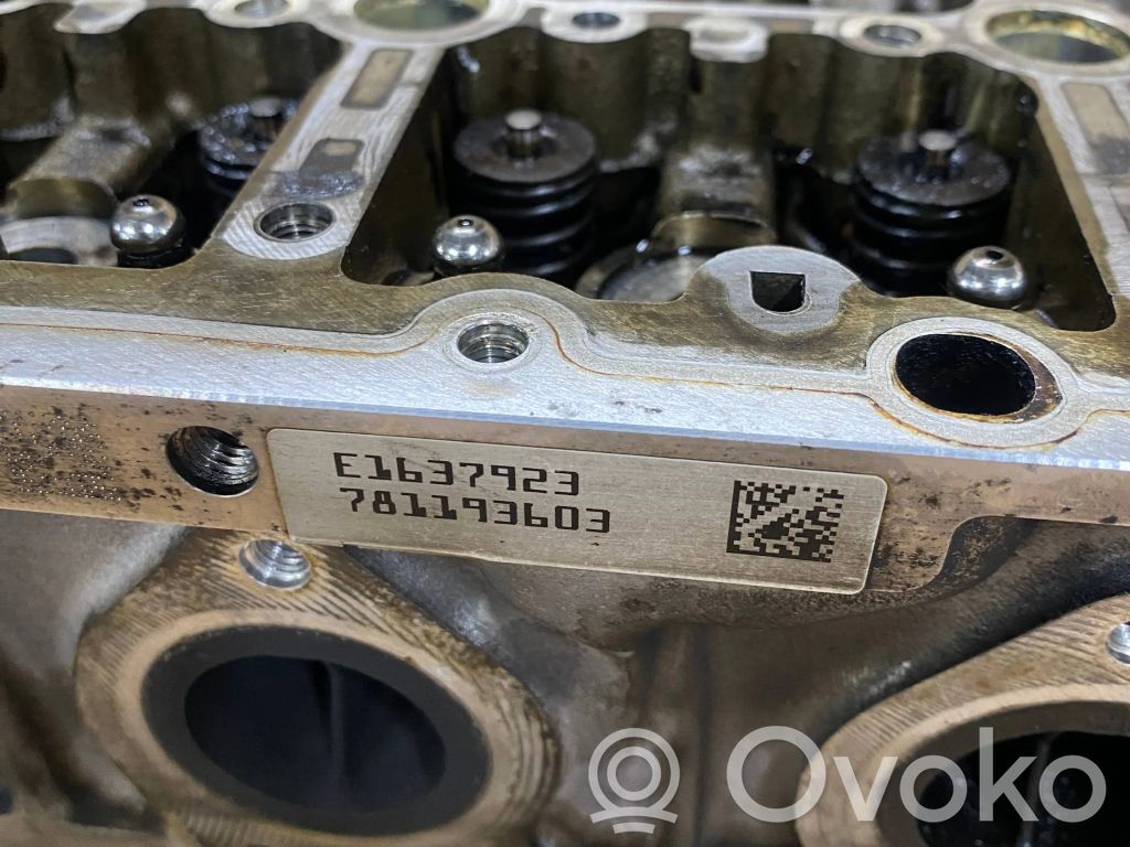 BMW 5 F10 F11 Engine head 