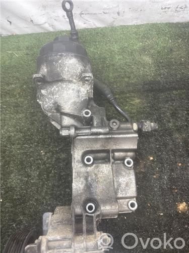 Oil filter mounting bracket