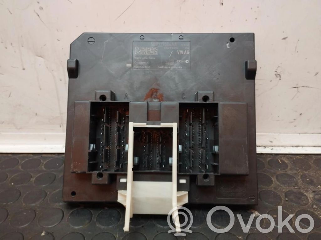 Unidad de control/módulo del motor   5Q0937084AA