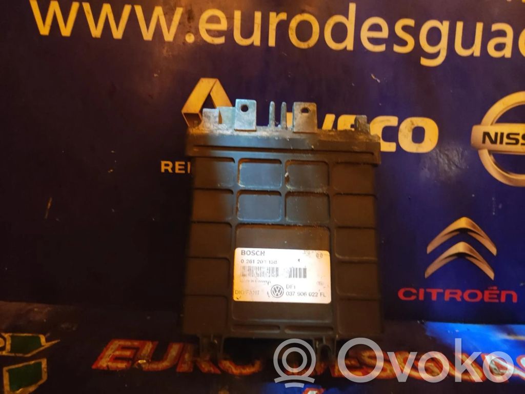 Volkswagen PASSAT Engine control unit/module ECU 