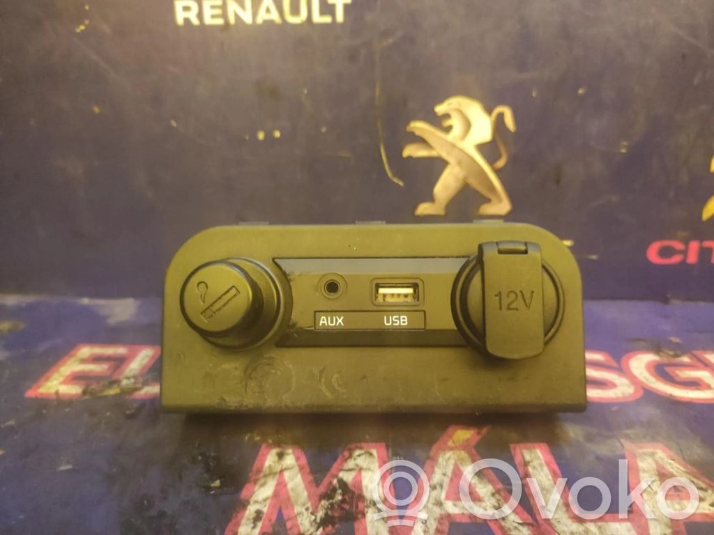 Unidad de control/módulo del motor   961201W010