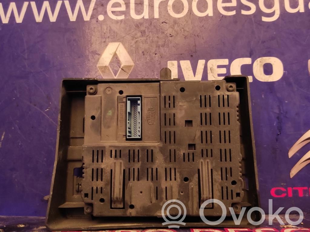 Lancia Delta III Fuse module 