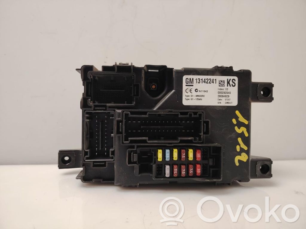 Módulo de fusible   13142241