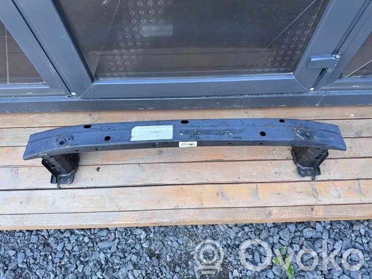 Toyota Corolla E140 E150 Priekšpusē bampera sastiprinājums 