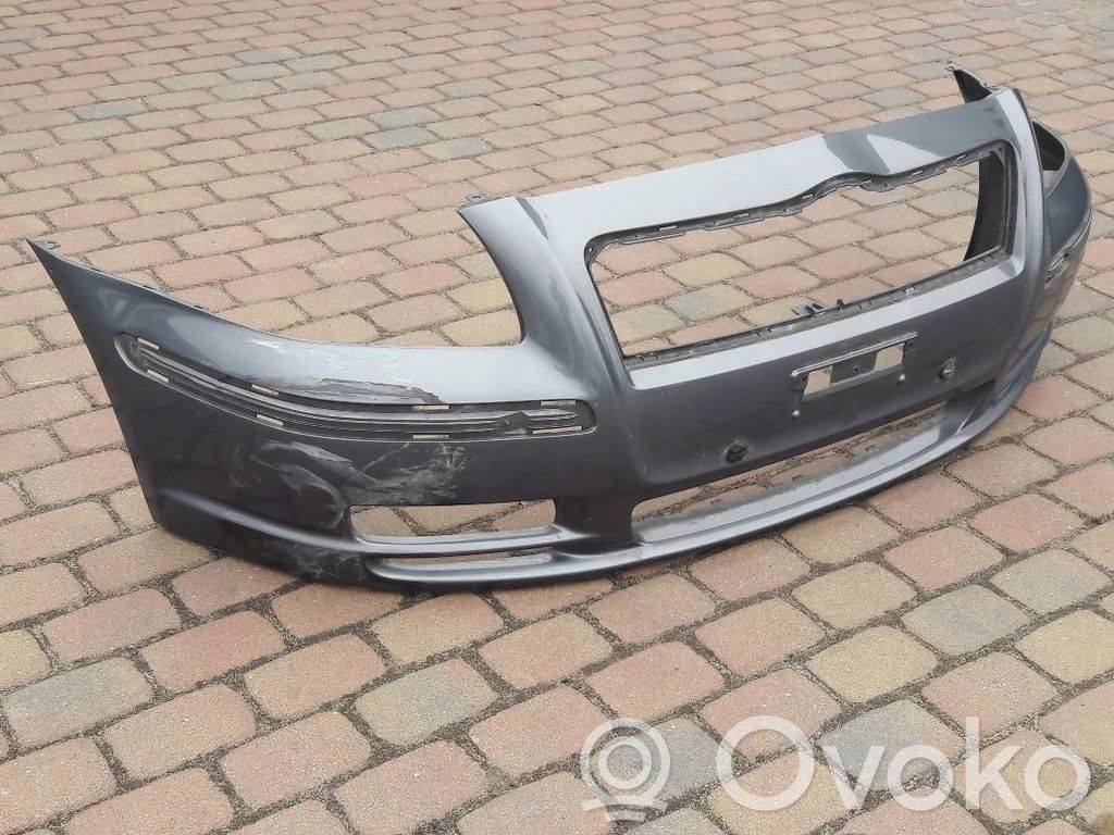 Toyota Avensis T250 Parachoques delantero 