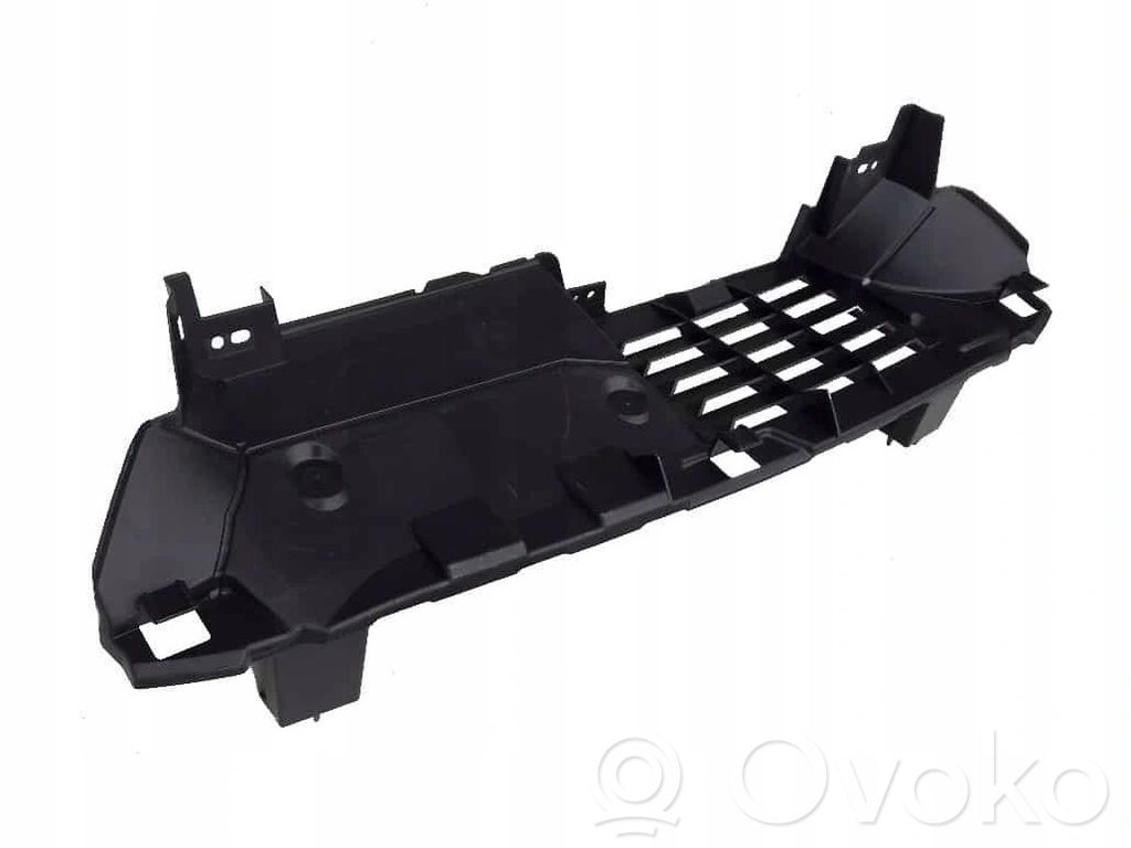 Opel Vivaro Radiator support slam panel 
