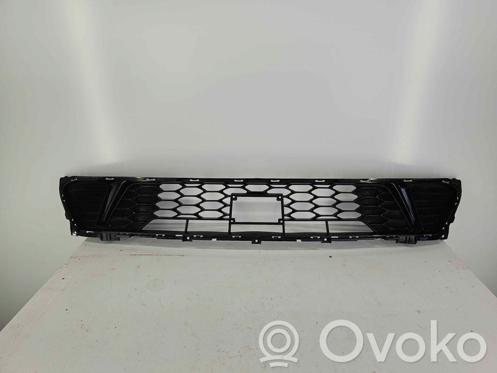 KIA Ceed Front bumper lower grill 