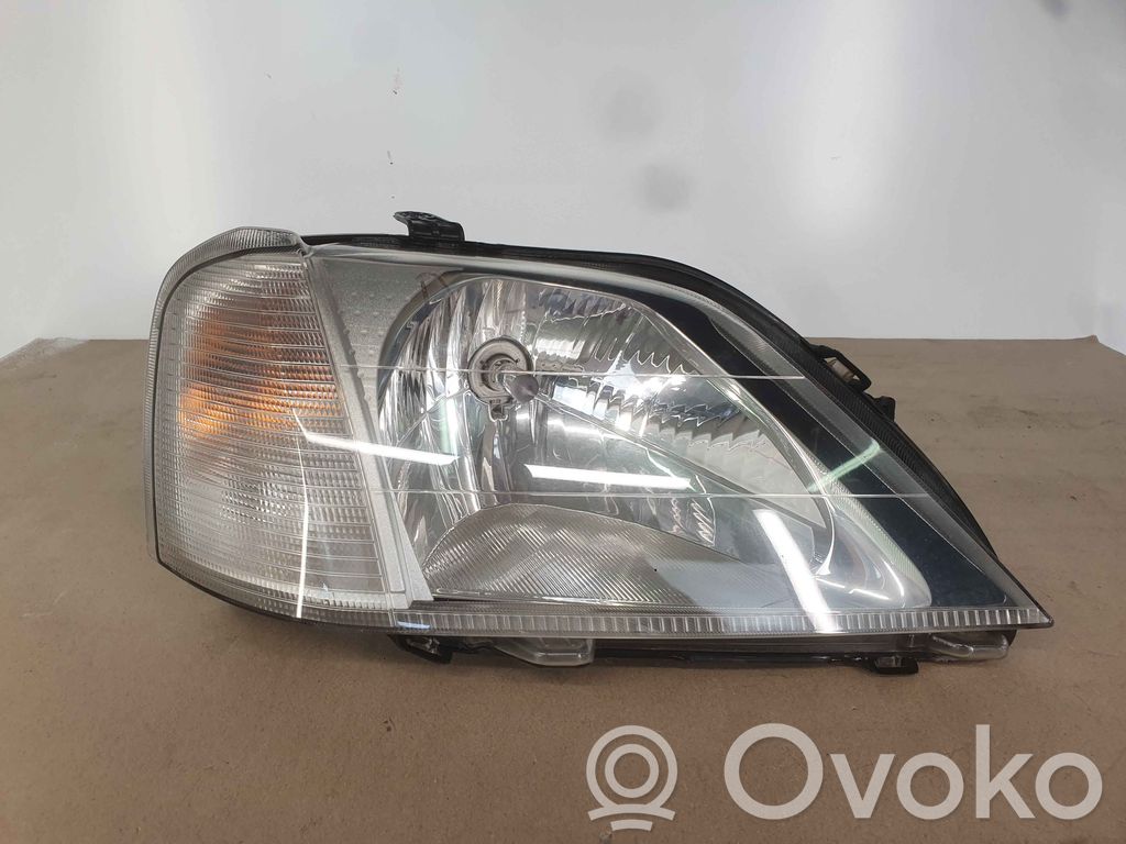 Dacia Logan I Headlight/headlamp 