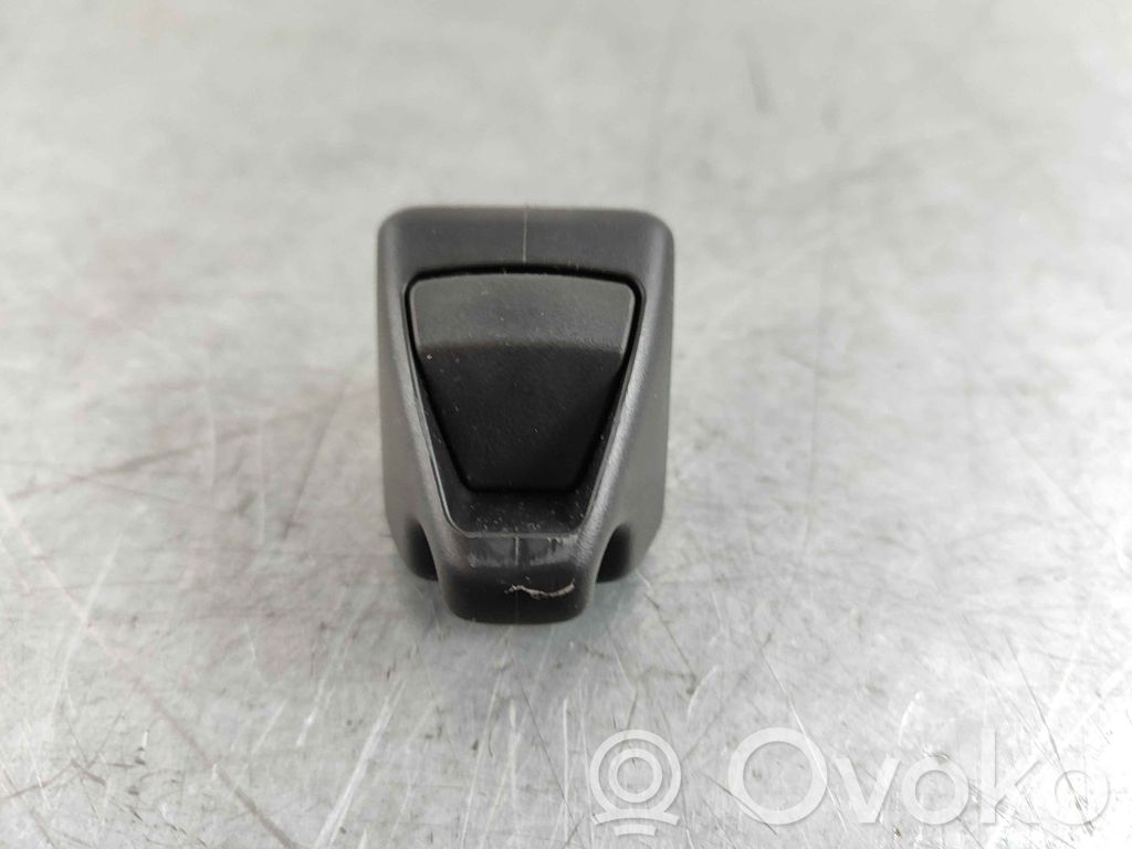 Volvo XC40 Uchwyt osłony przeciwsłonecznej szyberdachu 