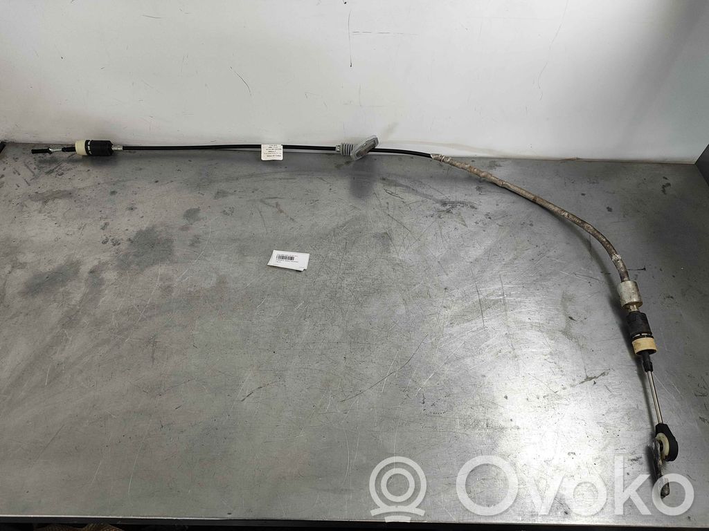 Volvo XC60 Gear shift cable linkage 