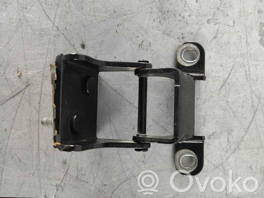 Volvo XC90 Tailgate hinge 